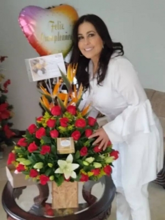 flores-medellin-amor-de-mi-vida-contigo-en-medellin-encontre-todo-lo-que-siempre-quise-y-mas-eres-mi-mayor-bendicion